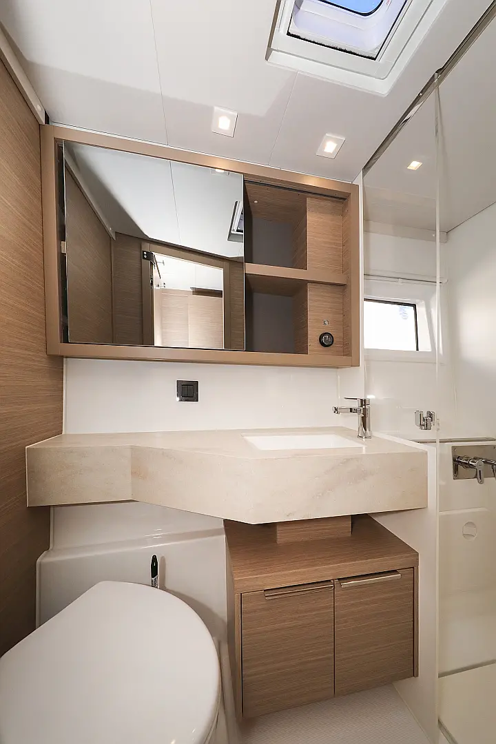 Lagoon 46 - 