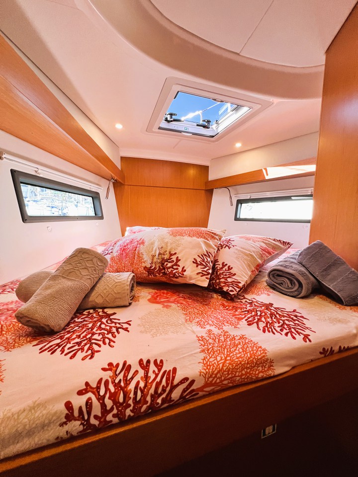 Bavaria C38 - 