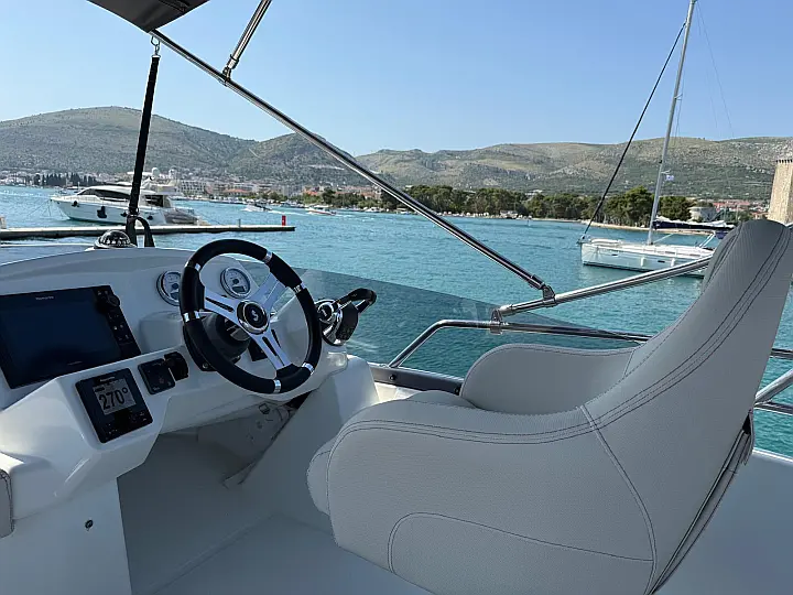 Beneteau Antares 36 - 