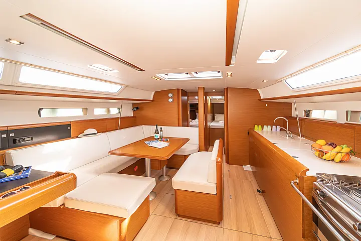 Sun Odyssey 479 - 