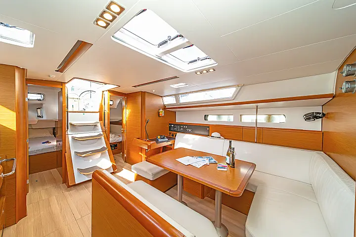 Sun Odyssey 479 - 