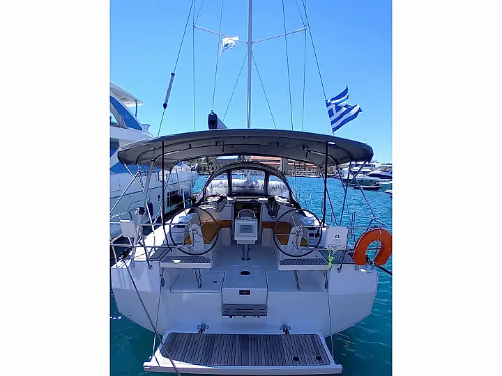 Bavaria 38 Cruiser - External image