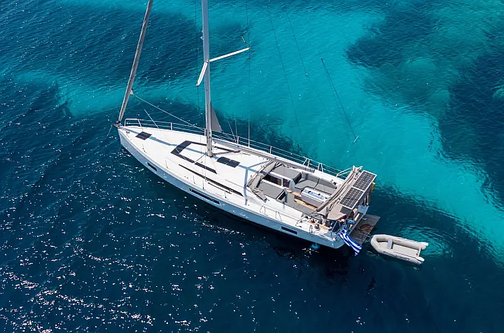 Oceanis 51.1 A/C & GEN & WM - 