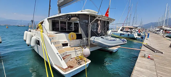 Leopard 40 - 