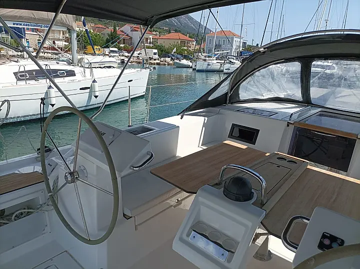 Bavaria C45 - 