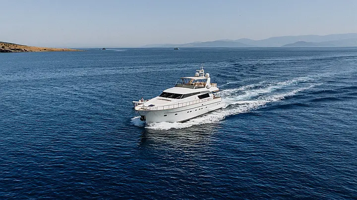 San Lorenzo 72 KUUM - 