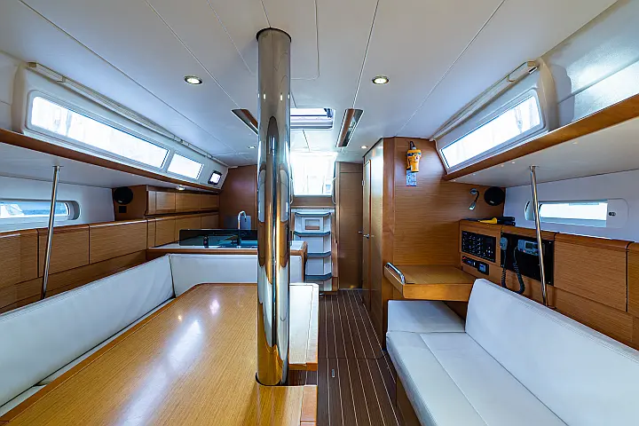 Jeanneau Sun Odyssey 379 - 