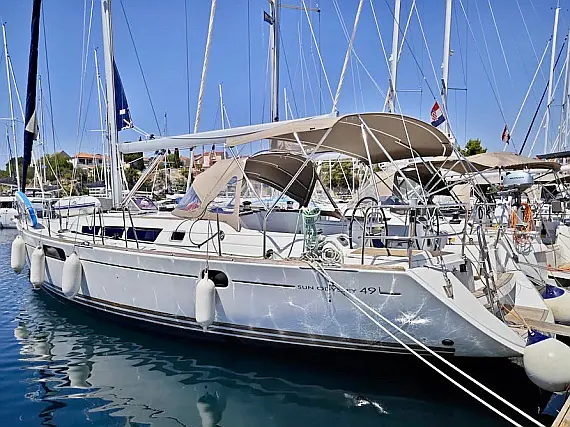 Sun Odyssey 49i