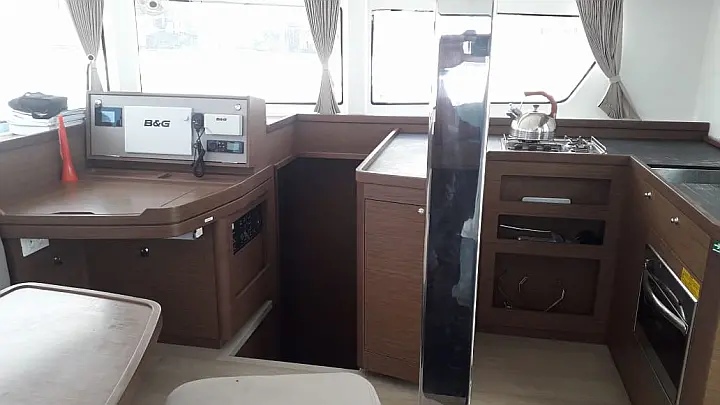 Lagoon 42 - Salon / Navigation