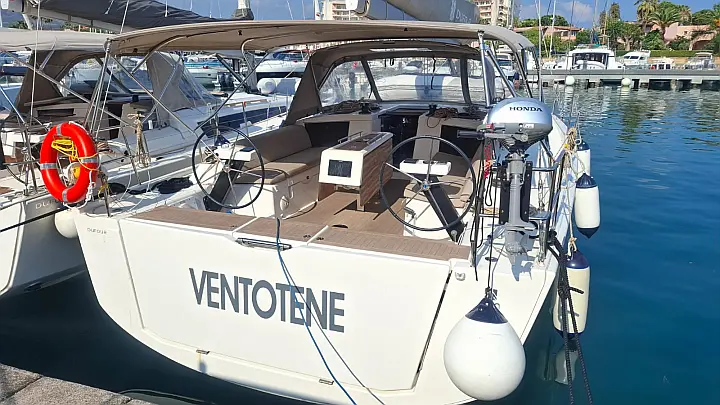 Dufour 430 Grand Large  - 
