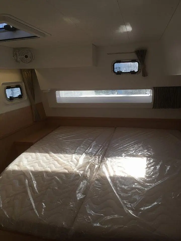 Lagoon 42 - Double cabin 1