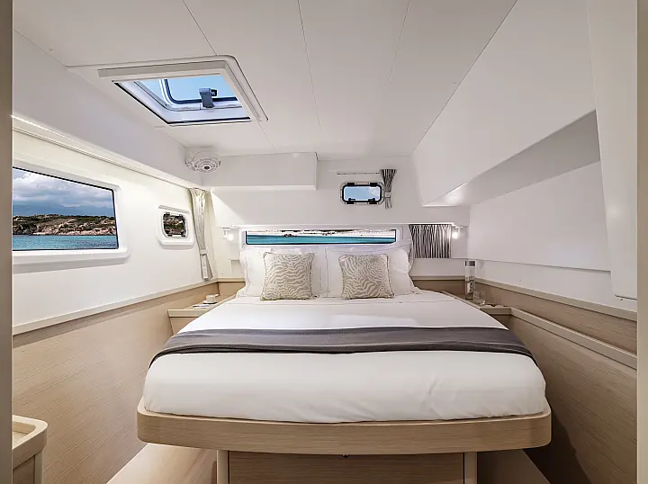 Lagoon 42 - 