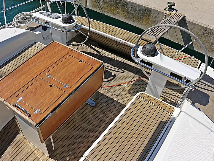 BAVARIA C 50 BT - Exterior images