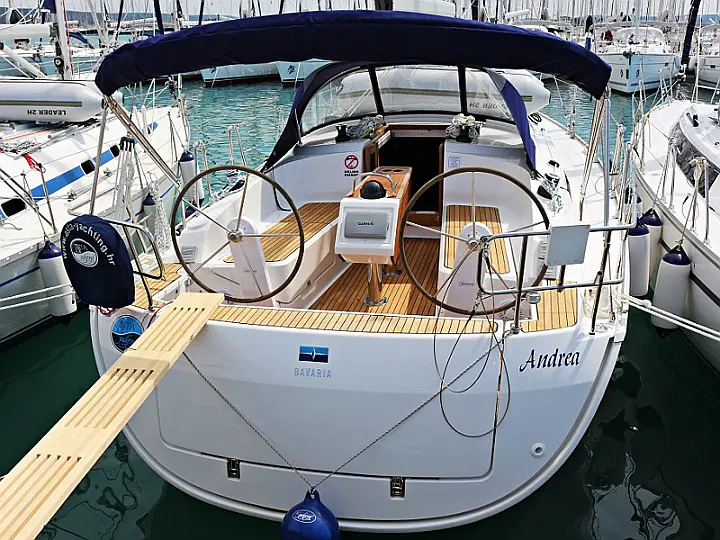 BAVARIA C 37 BT - Exterior images