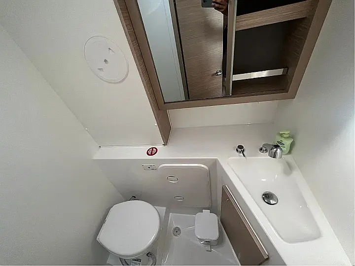 Lagoon 42 - 