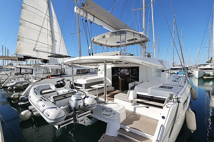 Lagoon 51- 6 cab - 