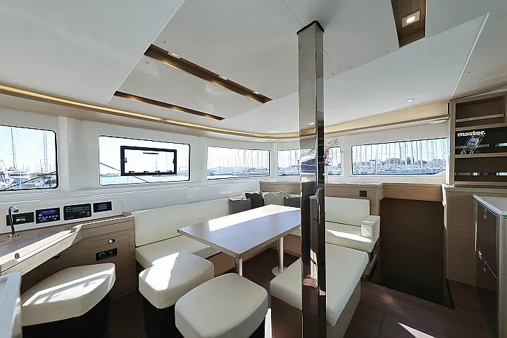 Lagoon 46 - 