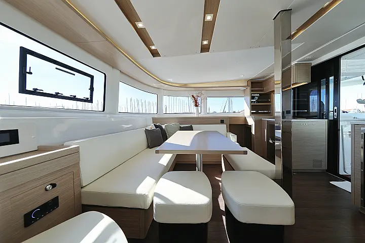 Lagoon 46 - 