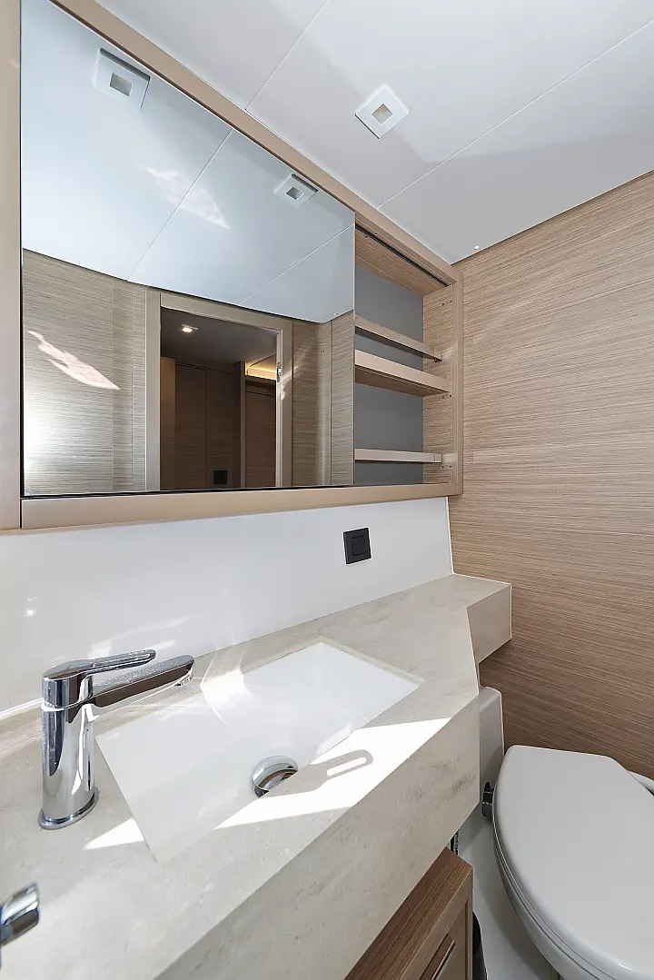 Lagoon 46 - 