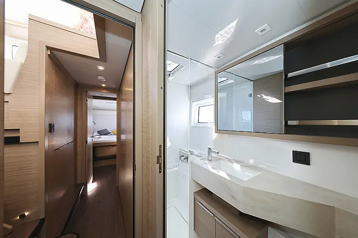 Lagoon 46 - 
