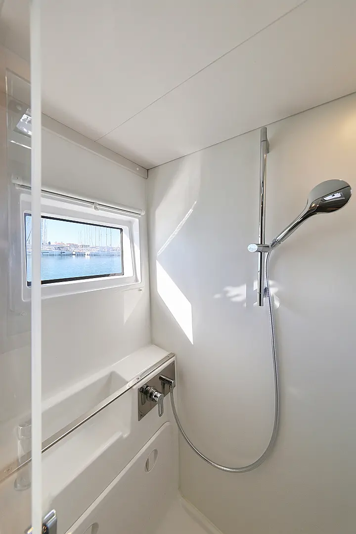 Lagoon 46 - 