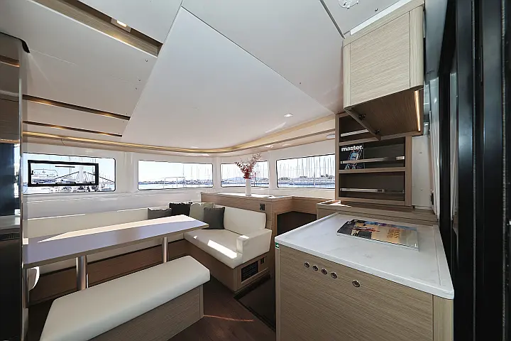 Lagoon 46 - 