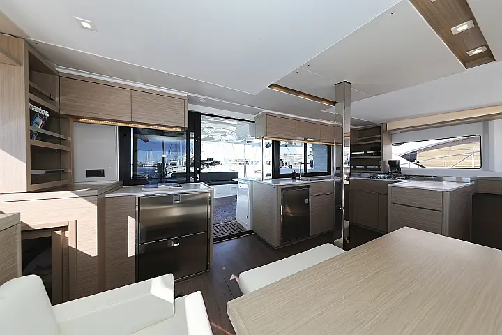 Lagoon 46 - 
