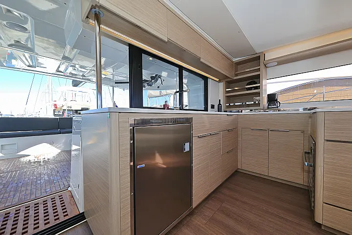 Lagoon 46 - 
