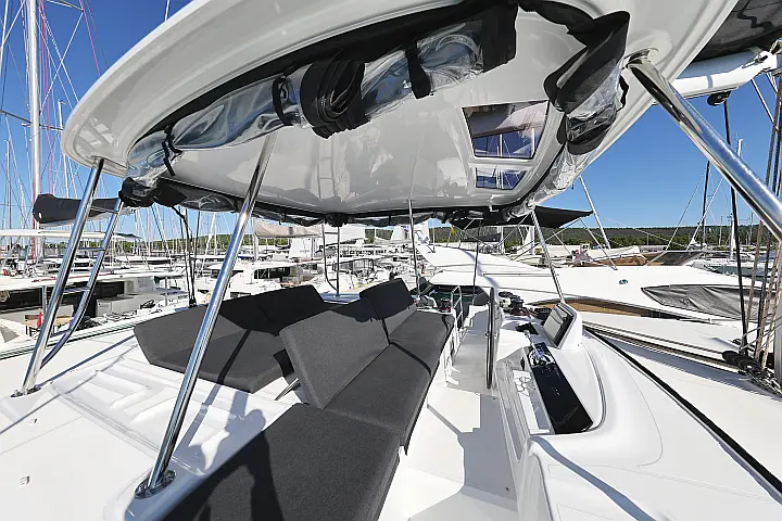 Lagoon 46 - 