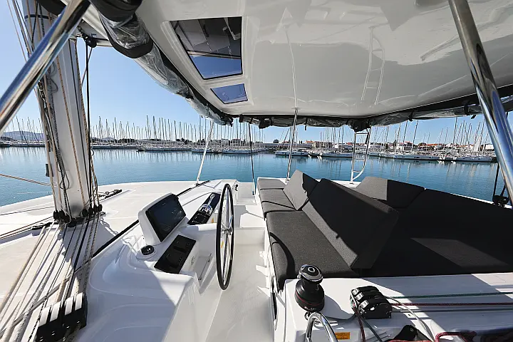 Lagoon 46 - 