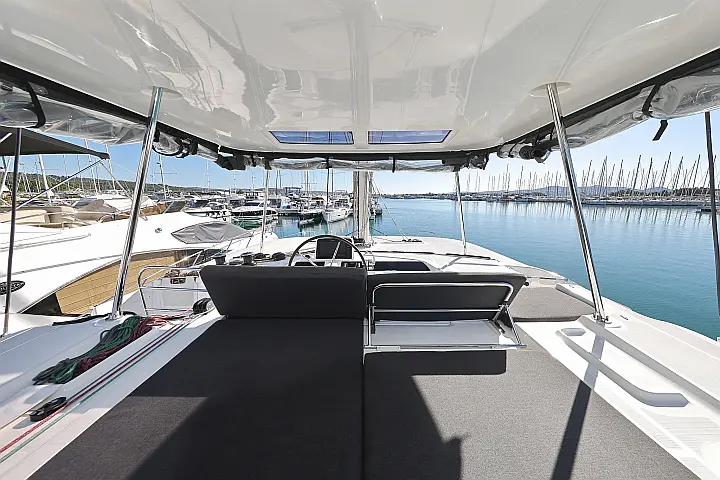 Lagoon 46 - 