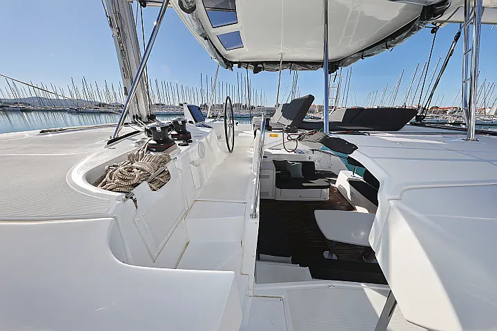 Lagoon 46 - 