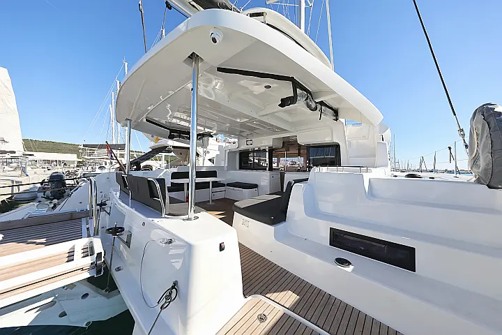 Lagoon 46 - 