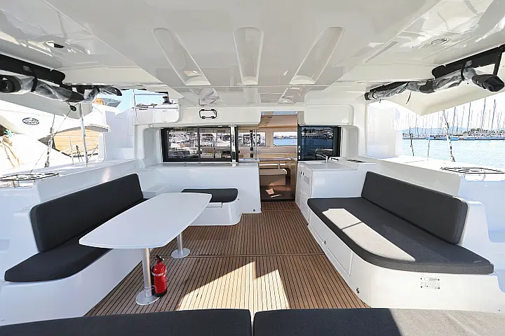 Lagoon 46 - 