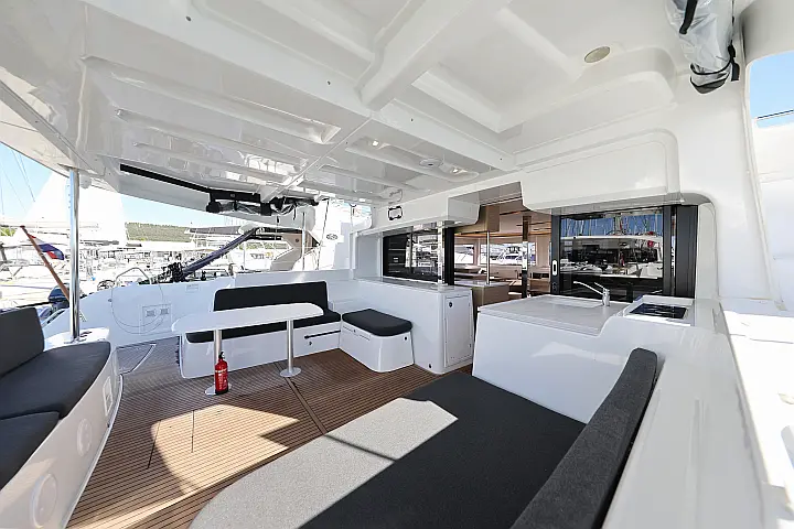 Lagoon 46 - 