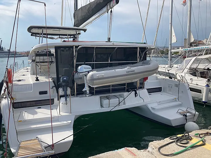 Lagoon 42 - 