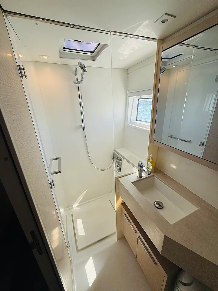 Lagoon 46 Carcharias  - 