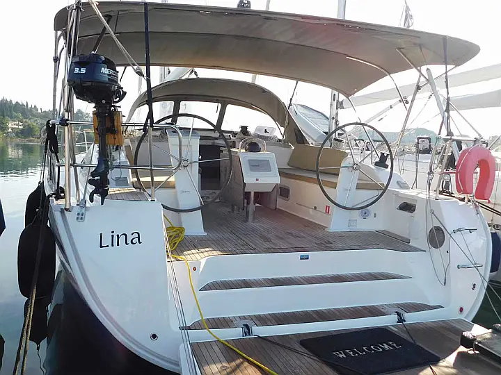 Bavaria 51 Style - External image