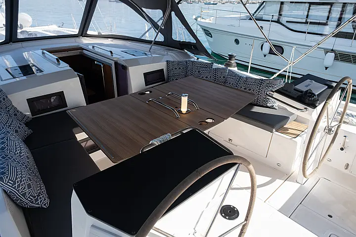 Bavaria C46 - 