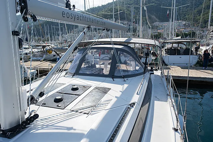 Bavaria C46 - 