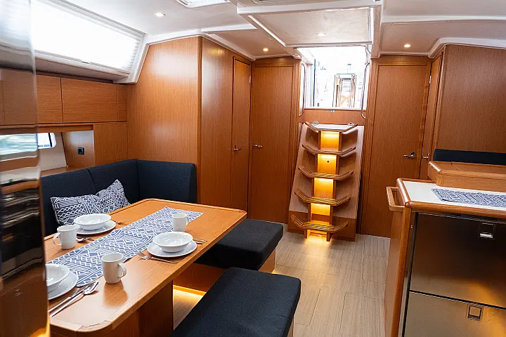 Bavaria C46 - 