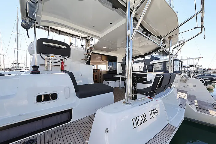 Lagoon 42 - 