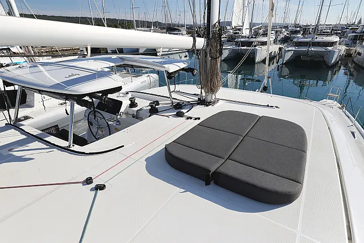 Lagoon 42 - 
