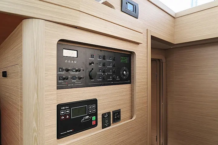 Lagoon 42 - 