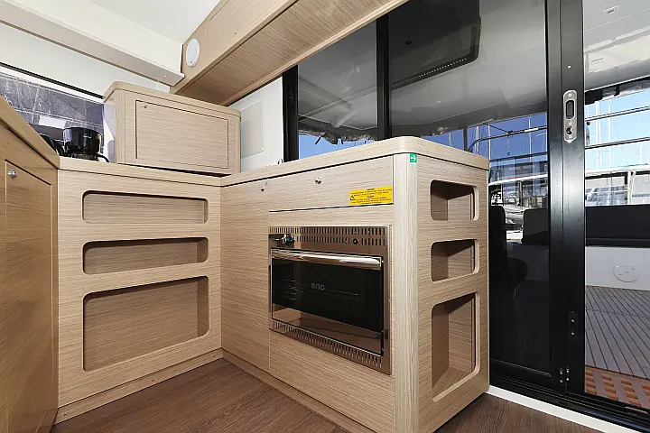 Lagoon 42 - 