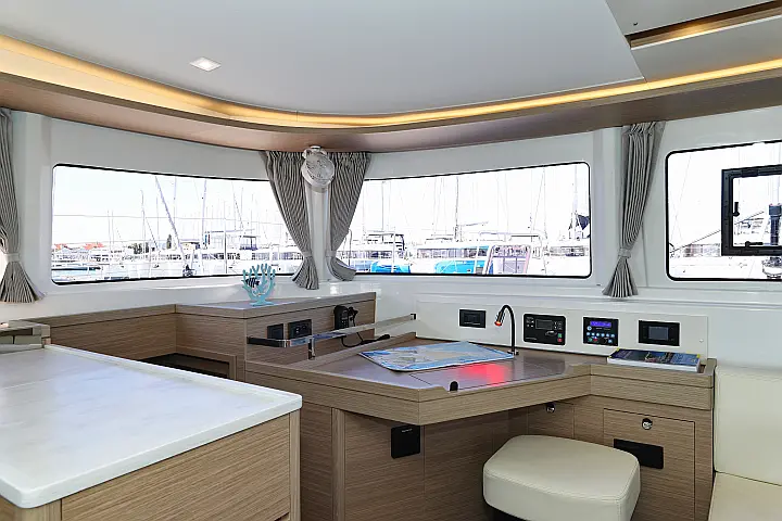 Lagoon 46 - 