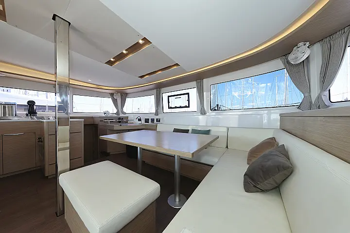 Lagoon 46 - 