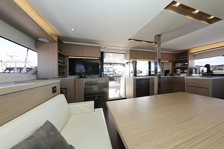 Lagoon 46 - 