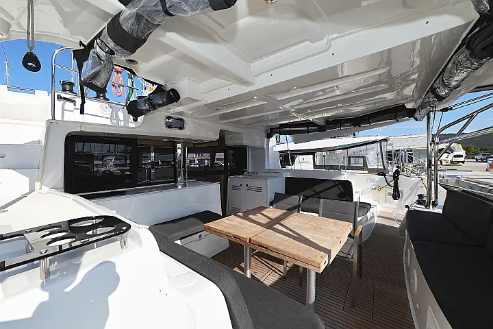 Lagoon 46 - 