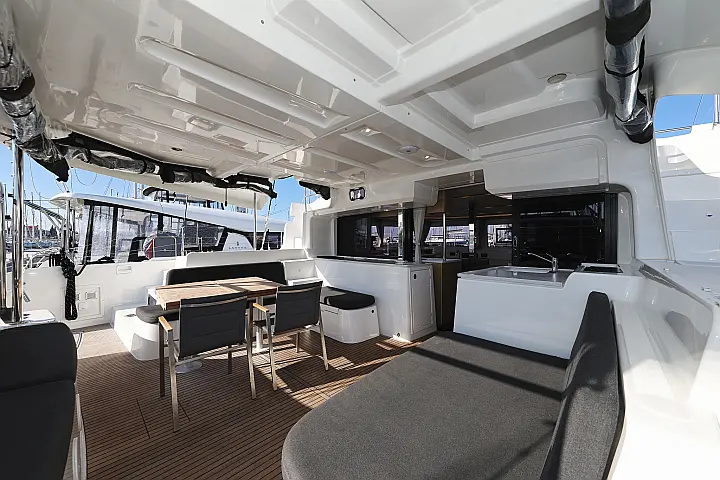 Lagoon 46 - 